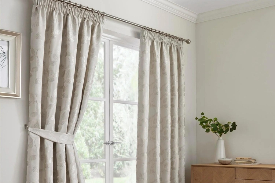 Made To Measure Pencil Pleat Curtain